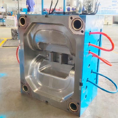 注塑模具廠：塑料注塑加工背壓高會呈現哪些題目